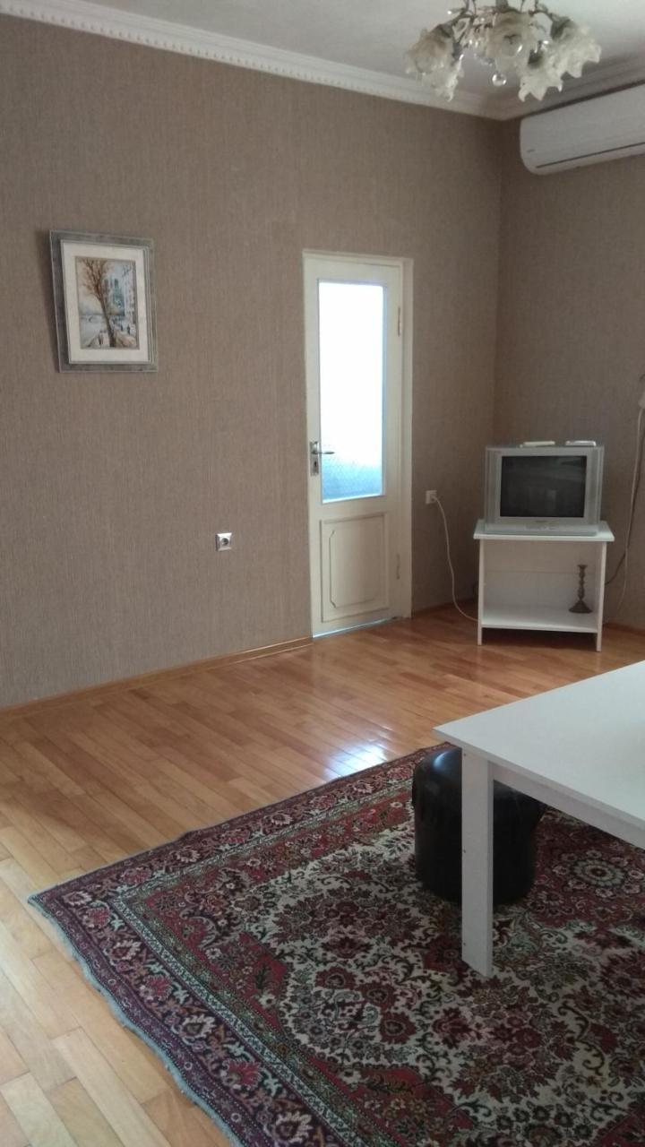 Iren Apartment Batumi Exterior foto